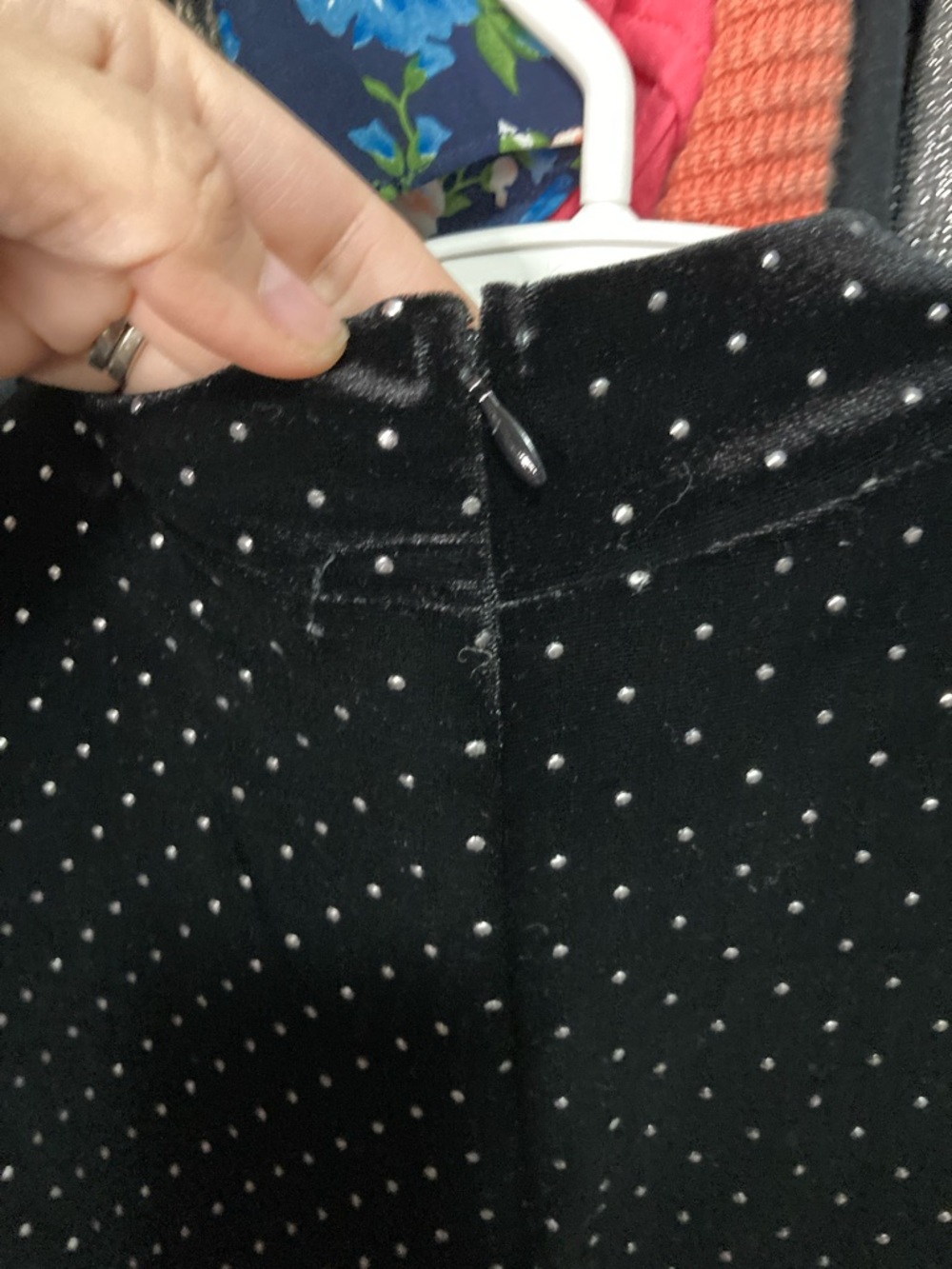Dynamite Women’s Dress longsleeve Velvet W/ Rivets medium - Picture 7 of 7